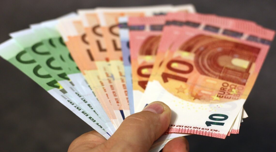 Uspjeh i novac očekuju ova 3 zodijačka znaka u narednim danima! Uspjeh i novac očekuju ova 3 zodijačka znaka u narednim danima!
