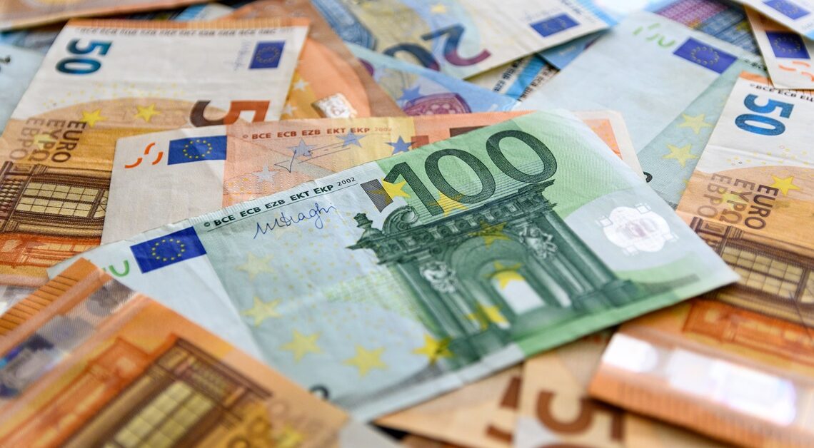 Finansijski Horoskop od 16. do 23. decembra: Zvijezde otkrivaju put do materijalnog uspjeha! Finansijski Horoskop od 16. do 23. decembra: Zvijezde otkrivaju put do materijalnog uspjeha!