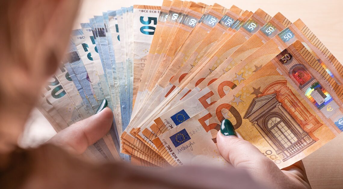 Ova 2 znaka ulaze u razdoblje kada će novac doći iznenada, donoseći im nešto posebno i nezaboravno! Ova 2 znaka ulaze u razdoblje kada će novac doći iznenada, donoseći im nešto posebno i nezaboravno!