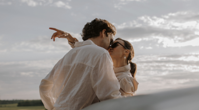 Zašto muškarci potpuno polude za nekim ženama? Ovo su osobine koje ih osvajaju bez borbe!